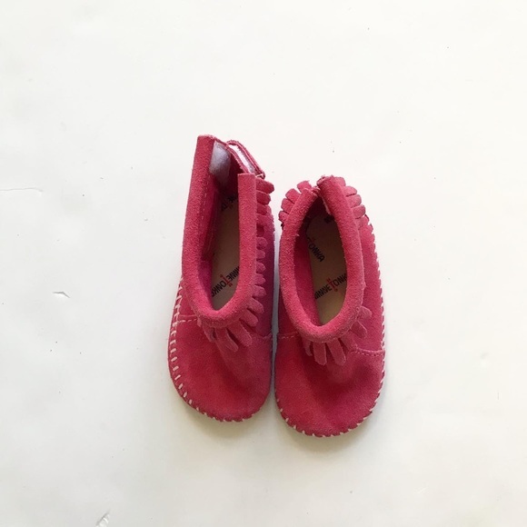 Minnetonka pink suede fringe boots VGUC  size 5 - Picture 4 of 7